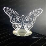 Butterfly: Оптический обман, превращающий 2D светильник в 3D, фото 1