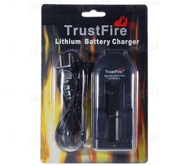 Зарядное устройство TrustFire TR-002 для литиевых батарей, фото 1