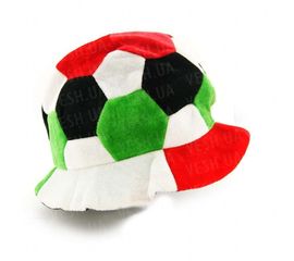 Шапка Футбольный мяч велюр красно зеленая, фото 1