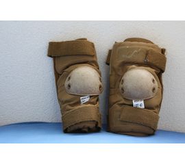 Тактические налокотники NATO USMC ALTA Cayote Made in USA размер M – состояние на фото LOT47, фото 1