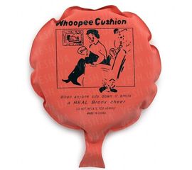 Подушка пердушка большая 20 см, фото 1