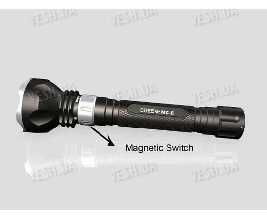 Фонарь для дайвинга MagicShine MJ-810 CREE MC-E (теплый  свет диода), фото 3 Фонарь для дайвинга MagicShine MJ-810 CREE MC-E (теплый  свет диода), фото 3