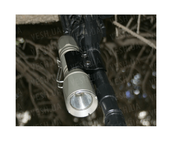 Крепление к оружию 2 половинки алюминиевое универсальное : -Аксессуары к фонарям, фото 2 Крепление к оружию 2 половинки алюминиевое универсальное : -Аксессуары к фонарям, фото 2