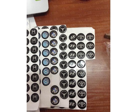 Товар распродан - Магнитный держатель в авто. Золотой - Автомобильные держатели, фото 2