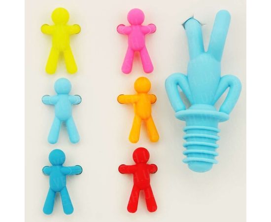 Товар распродан - Пробка для бутылки Человечек + маркеры на бокалы - Насадки на бутылку, фото 2