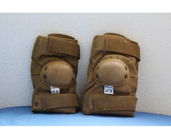 Тактические налокотники NATO USMC ALTA Olive Made in USA размер M – состояние на фото LOT28, фото 1